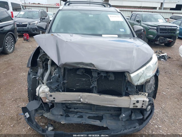 45156721 :رقم المزاد ، 5TDKKRFH4FS112584 vin ، 2015 Toyota Highlander Xle V6 مزاد بيع