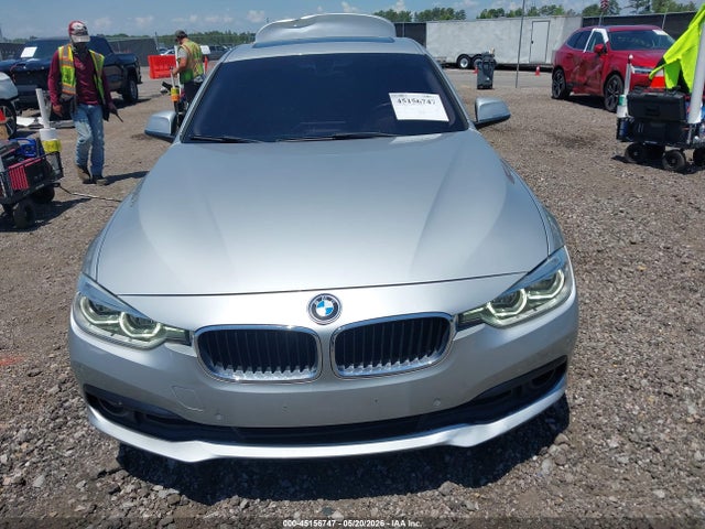 2018 Bmw 320i Xdrive მანქანა იყიდება აუქციონზე, vin: WBA8A3C57JA489515, აუქციონის ნომერი: 45156747