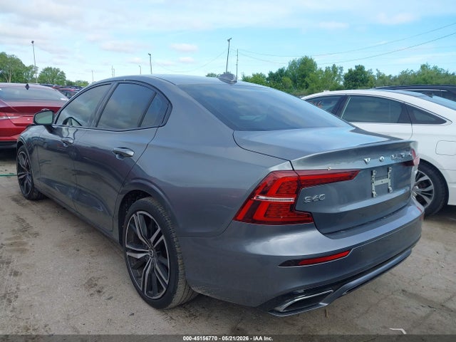 2021 Volvo S60 T5 R-design მანქანა იყიდება აუქციონზე, vin: 7JR102FM0MG092588, აუქციონის ნომერი: 45156770