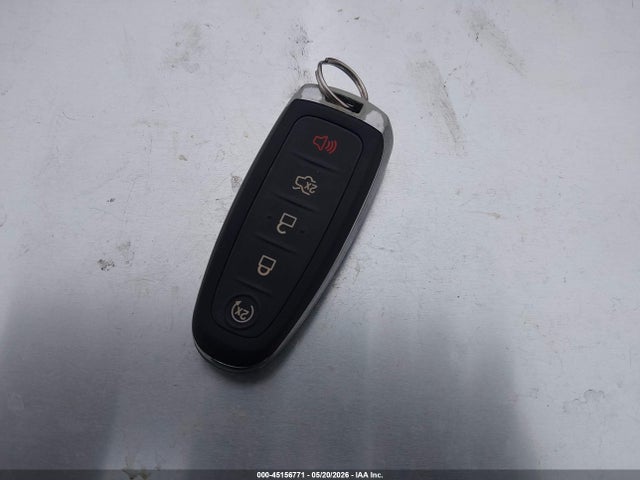 1FMCU0JX7FUA67172 Ford Escape Titanium