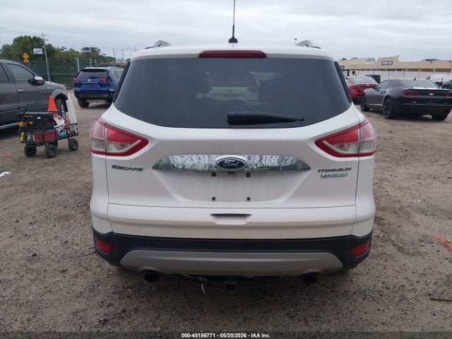 1FMCU0JX7FUA67172 Ford Escape Titanium