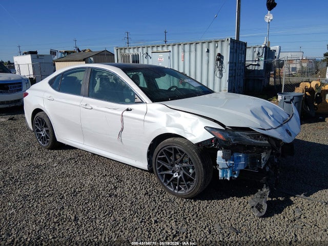 Toyota CAMRY XLE 2026 4T1DBADKXTU039992 Image 1