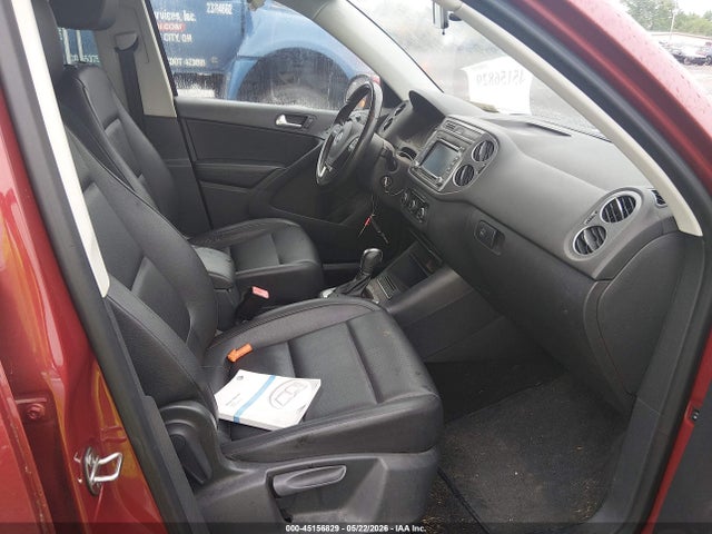 45156829 :رقم المزاد ، WVGAV7AX5CW003094 vin ، 2012 Volkswagen Tiguan Se مزاد بيع