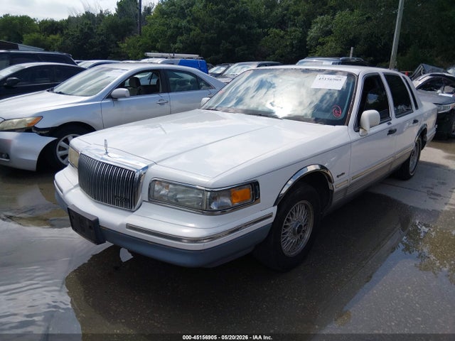 Aukcja sprzedaży 1997 Lincoln Town Car Signature, vin: 1LNLM82W0VY637279, numer aukcji: 45156905