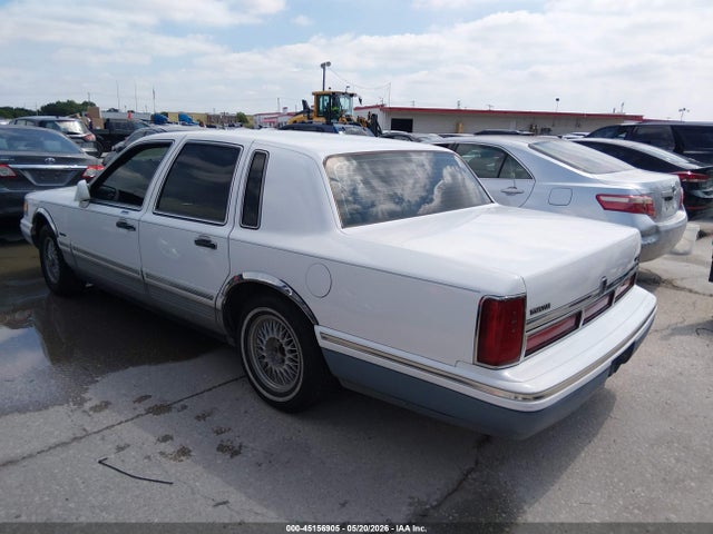 Aukcja sprzedaży 1997 Lincoln Town Car Signature, vin: 1LNLM82W0VY637279, numer aukcji: 45156905