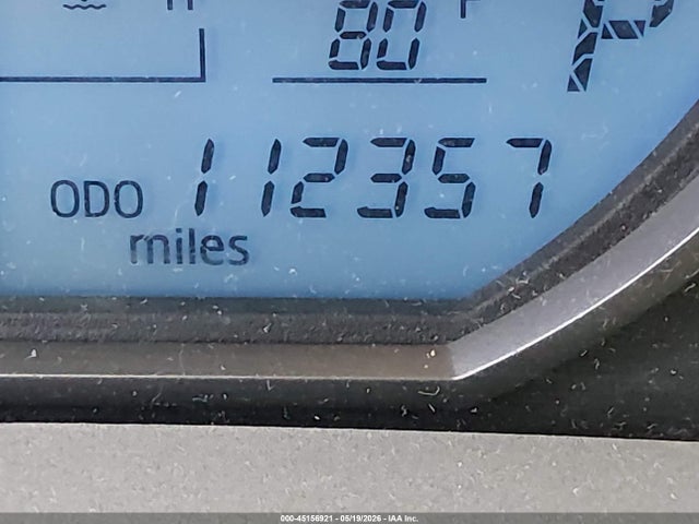 2T3ZFREV5GW274279 Toyota RAV4 LE