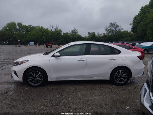 45157010 :رقم المزاد ، 3KPF24AD8NE440639 vin ، 2022 Kia Forte Lxs مزاد بيع