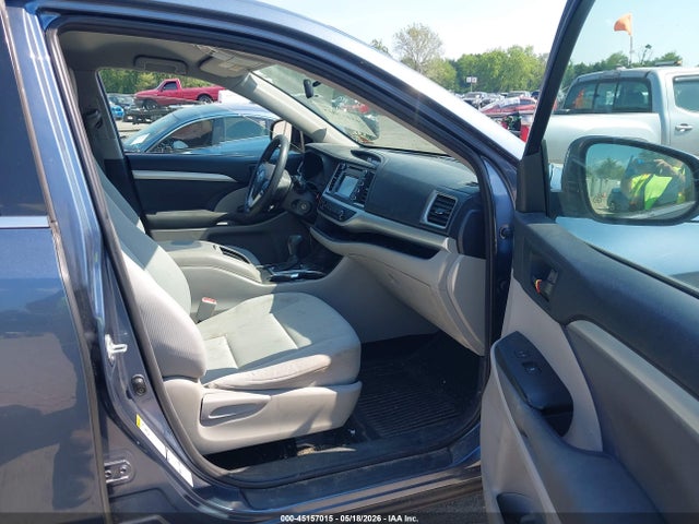 45157015 :رقم المزاد ، 5TDBKRFH1FS171933 vin ، 2015 Toyota Highlander Le V6 مزاد بيع
