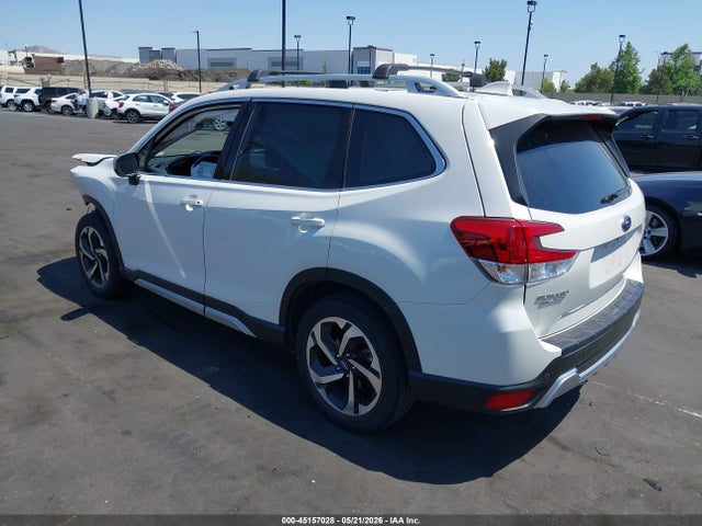 Subaru Forester Touring 2022 JF2SKARC4NH417850 Image 3