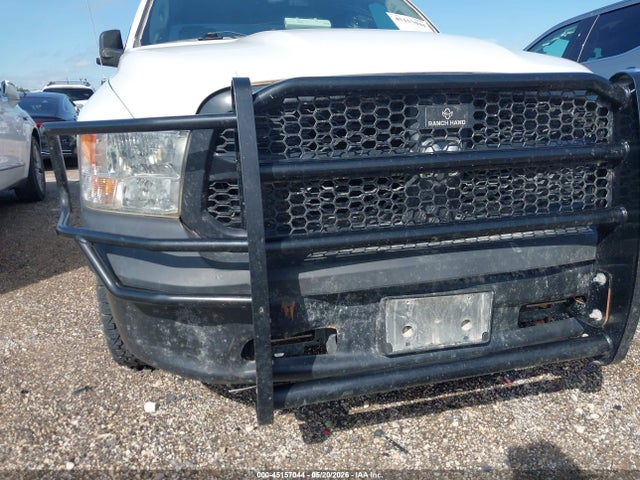 45157044 :رقم المزاد ، 1C6RR6FG4NS231586 vin ، 2022 Ram 1500 Classic Tradesman  4x2 6'4 Box مزاد بيع