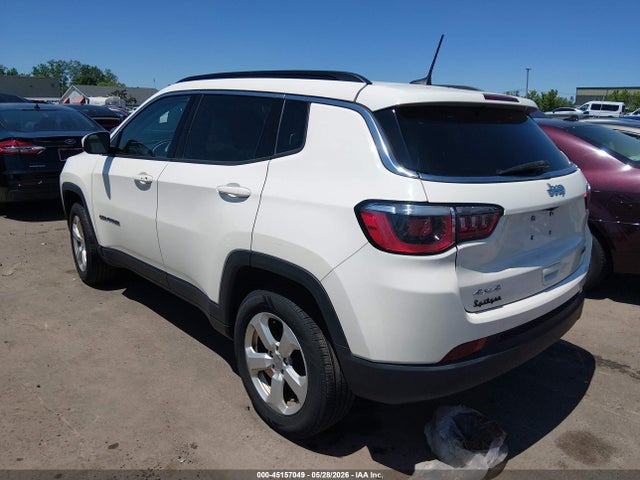 2017 Jeep New Compass Latitude 4x4 მანქანა იყიდება აუქციონზე, vin: 3C4NJDBB8HT693262, აუქციონის ნომერი: 45157049
