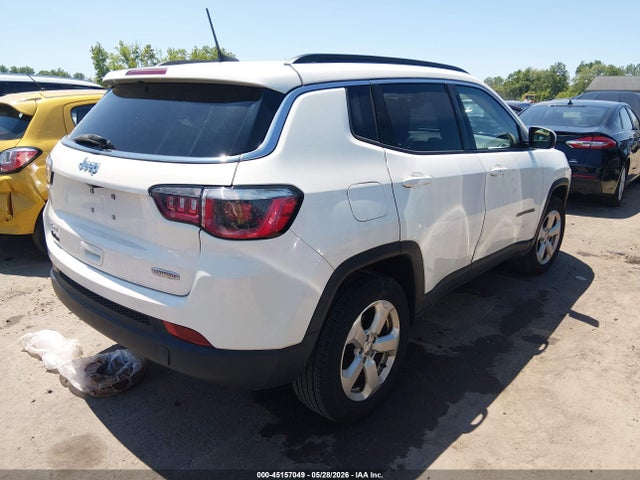 2017 Jeep New Compass Latitude 4x4 მანქანა იყიდება აუქციონზე, vin: 3C4NJDBB8HT693262, აუქციონის ნომერი: 45157049