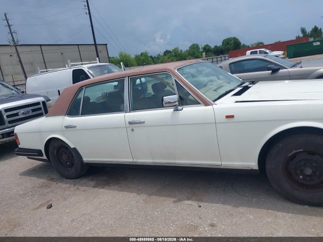 1986 Rolls-royce Silver Spur მანქანა იყიდება აუქციონზე, vin: SCAZN42A5GCX14809, აუქციონის ნომერი: 45157052