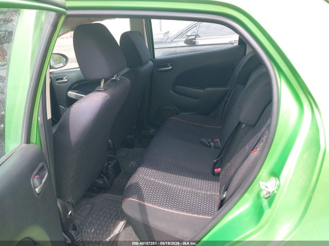 45157251 :رقم المزاد ، JM1DE1HY9B0122796 vin ، 2011 Mazda Mazda2 Touring مزاد بيع