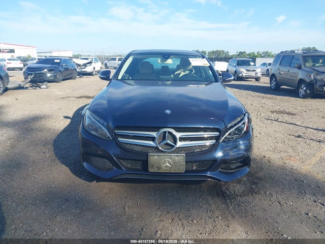 Aukcja sprzedaży 2015 Mercedes-benz C 300 4matic, vin: 55SWF4KB1FU038117, numer aukcji: 45157258