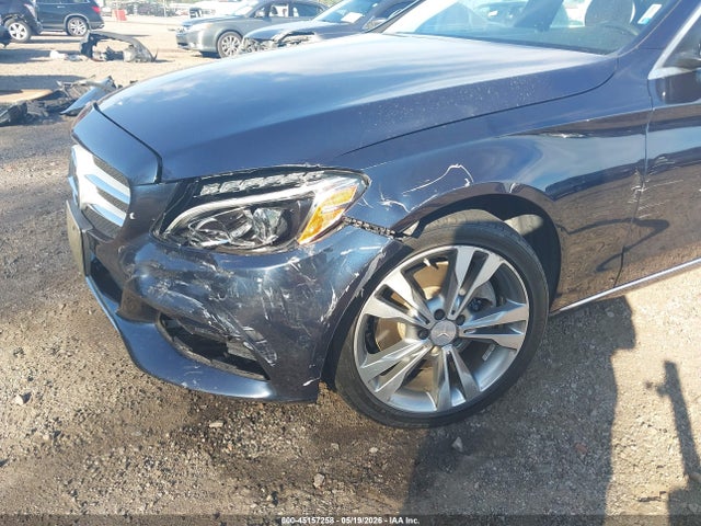 Aukcja sprzedaży 2015 Mercedes-benz C 300 4matic, vin: 55SWF4KB1FU038117, numer aukcji: 45157258