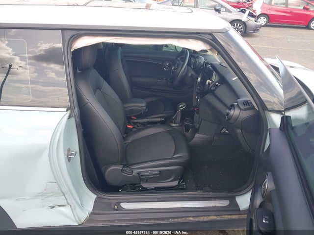 WMWXP5C56J2G63190 Mini Hardtop Cooper/oxford Edition