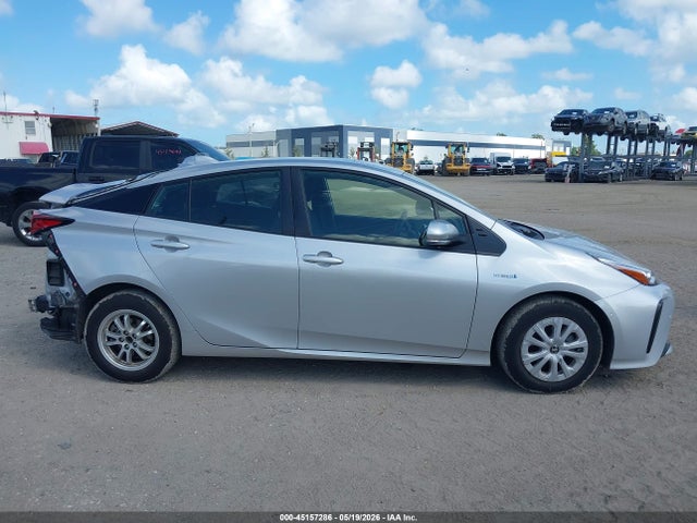 45157286 :رقم المزاد ، JTDKAMFU1M3146824 vin ، 2021 Toyota Prius Le مزاد بيع