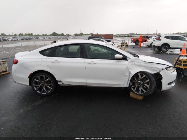 Продаж на аукціоні авто 2015 Chrysler 200 S, vin: 1C3CCCBB7FN555872, номер лоту: 45157312