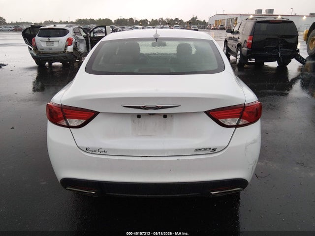 Продаж на аукціоні авто 2015 Chrysler 200 S, vin: 1C3CCCBB7FN555872, номер лоту: 45157312