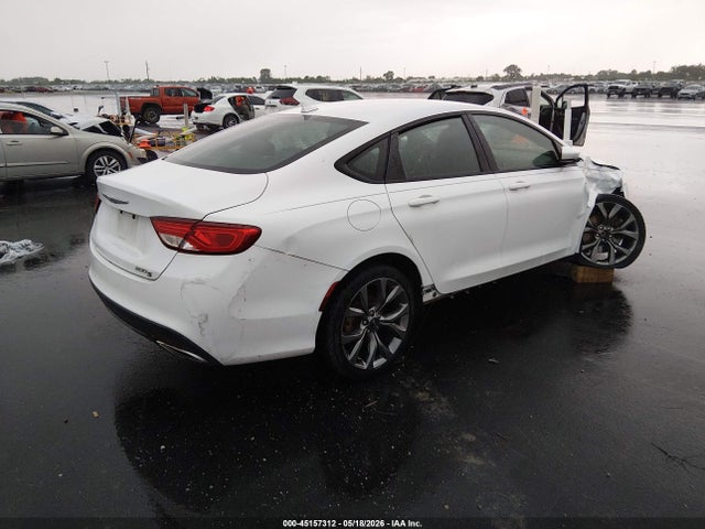 Продаж на аукціоні авто 2015 Chrysler 200 S, vin: 1C3CCCBB7FN555872, номер лоту: 45157312