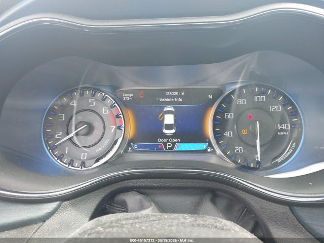 Продаж на аукціоні авто 2015 Chrysler 200 S, vin: 1C3CCCBB7FN555872, номер лоту: 45157312