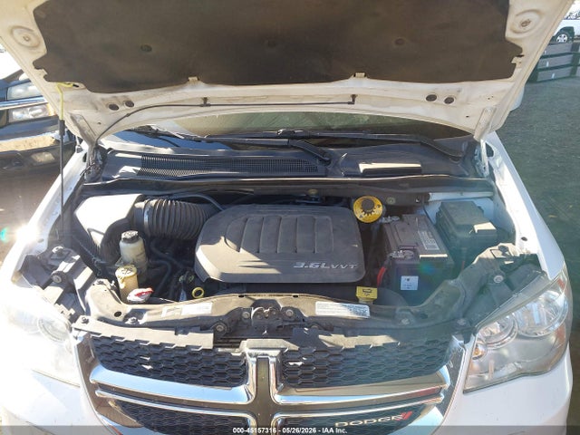Продаж на аукціоні авто 2015 Dodge Grand Caravan Sxt, vin: 2C4RDGCG0FR592043, номер лоту: 45157316