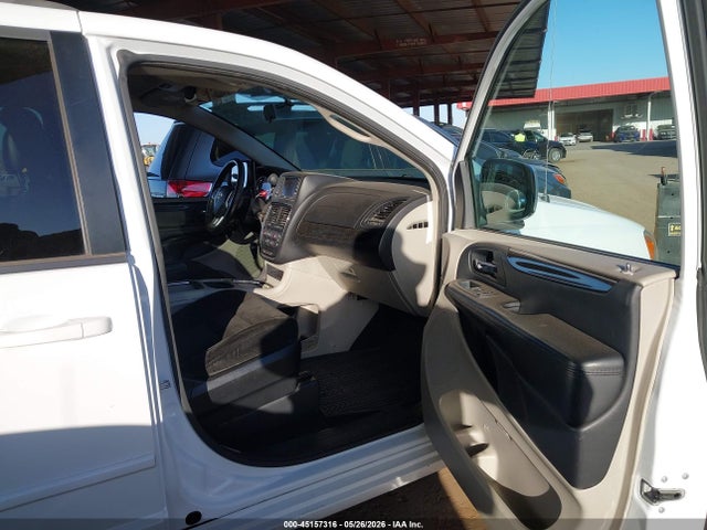 Продаж на аукціоні авто 2015 Dodge Grand Caravan Sxt, vin: 2C4RDGCG0FR592043, номер лоту: 45157316