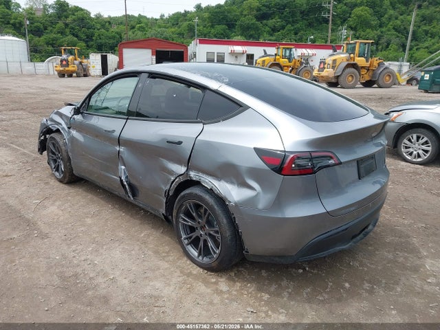Auction sale of the 2025 Tesla Model Y Long Range Dual Motor All-wheel Drive, vin: 7SAYGDEE6SF249050, lot number: 45157362