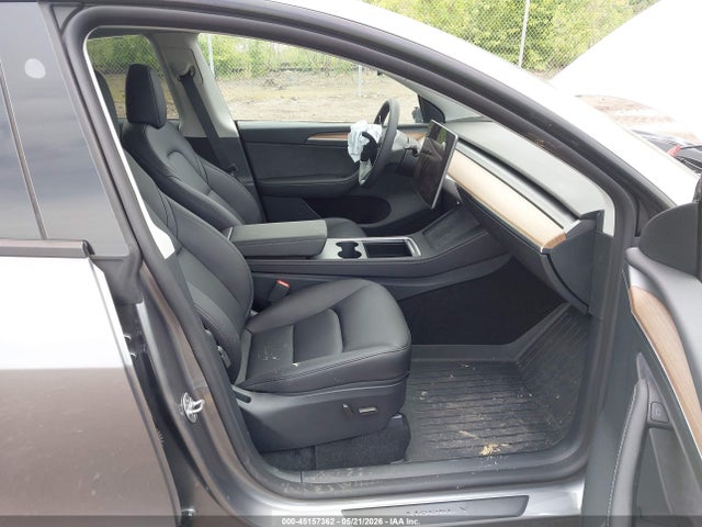 Auction sale of the 2025 Tesla Model Y Long Range Dual Motor All-wheel Drive, vin: 7SAYGDEE6SF249050, lot number: 45157362