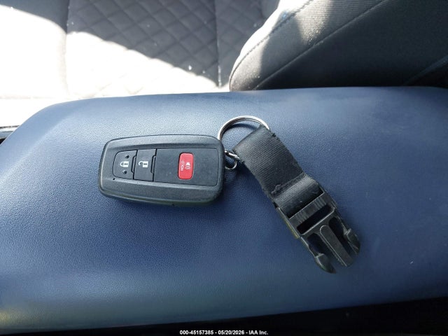 2021 Toyota C-hr Xle მანქანა იყიდება აუქციონზე, vin: NMTKHMBX6MR123645, აუქციონის ნომერი: 45157385