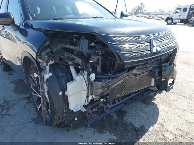 Продаж на аукціоні авто 2022 Mitsubishi Outlander Es 2.5 S-awc, vin: JA4J4TA89NZ040329, номер лоту: 45157457