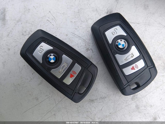 45157667 :رقم المزاد ، WBA3B3C51DF540019 vin ، 2013 Bmw 328i Xdrive مزاد بيع