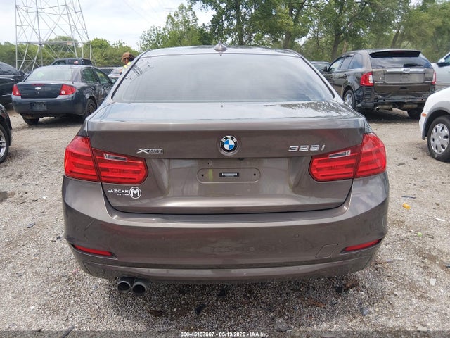 45157667 :رقم المزاد ، WBA3B3C51DF540019 vin ، 2013 Bmw 328i Xdrive مزاد بيع