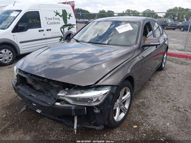 45157667 :رقم المزاد ، WBA3B3C51DF540019 vin ، 2013 Bmw 328i Xdrive مزاد بيع