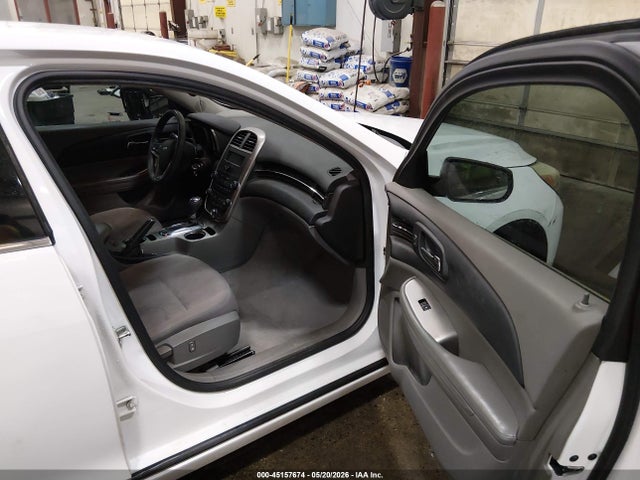1G11A5SL3FF274295 Chevrolet Malibu 1fl