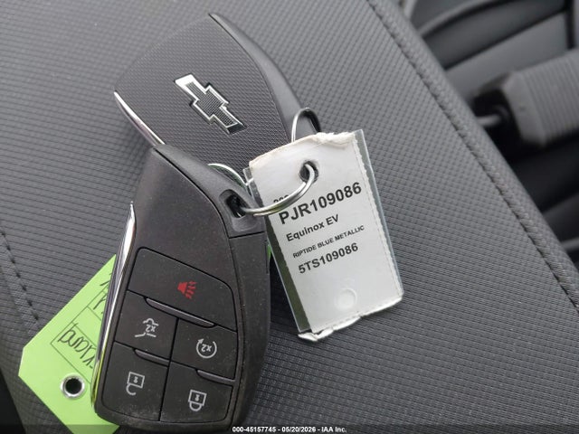 3GN7DSRP5TS109086 Chevrolet Equinox Ev Rs