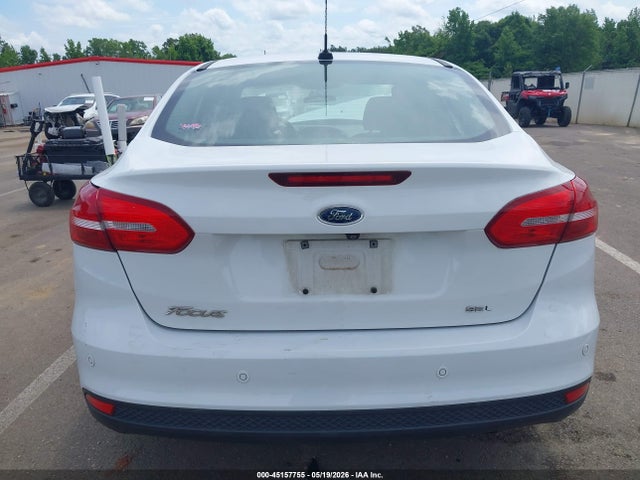 45157755 :رقم المزاد ، 1FADP3H22JL202249 vin ، 2018 Ford Focus Sel مزاد بيع