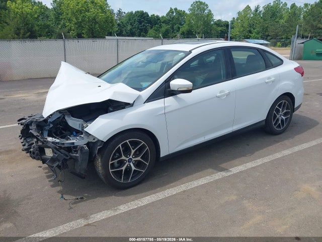 45157755 :رقم المزاد ، 1FADP3H22JL202249 vin ، 2018 Ford Focus Sel مزاد بيع