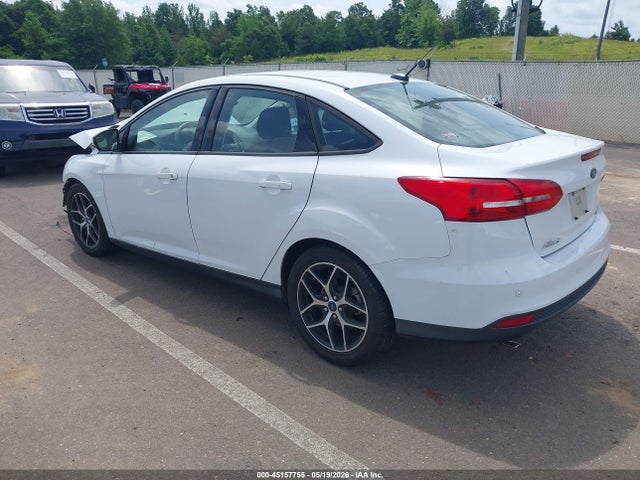 45157755 :رقم المزاد ، 1FADP3H22JL202249 vin ، 2018 Ford Focus Sel مزاد بيع