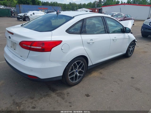 45157755 :رقم المزاد ، 1FADP3H22JL202249 vin ، 2018 Ford Focus Sel مزاد بيع