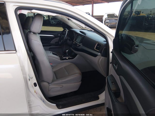 45157776 :رقم المزاد ، 5TDJKRFH1ES015627 vin ، 2014 Toyota Highlander Xle V6 مزاد بيع