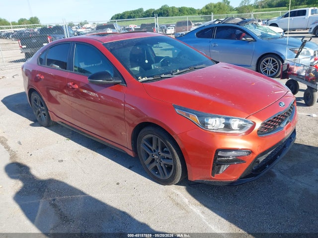 2021 Kia Forte Gt-line მანქანა იყიდება აუქციონზე, vin: 3KPF34AD2ME385990, აუქციონის ნომერი: 45157859