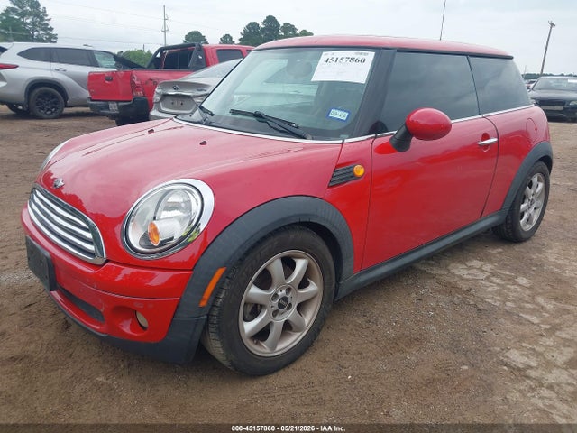 Продажа на аукционе авто 2009 Mini Cooper, vin: WMWMF33549TW78526, номер лота: 45157860