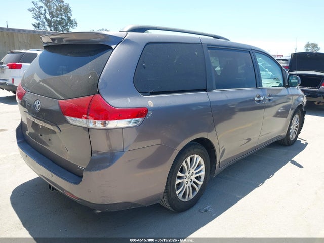 Продаж на аукціоні авто 2013 Toyota Sienna Xle V6 8 Passenger, vin: 5TDYK3DC6DS290928, номер лоту: 45157880