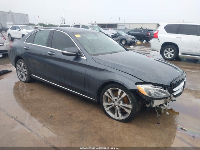 2015 Mercedes-benz C 300 მანქანა იყიდება აუქციონზე, vin: 55SWF4JB0FU045139, აუქციონის ნომერი: 45157895