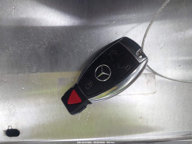 2015 Mercedes-benz C 300 მანქანა იყიდება აუქციონზე, vin: 55SWF4JB0FU045139, აუქციონის ნომერი: 45157895