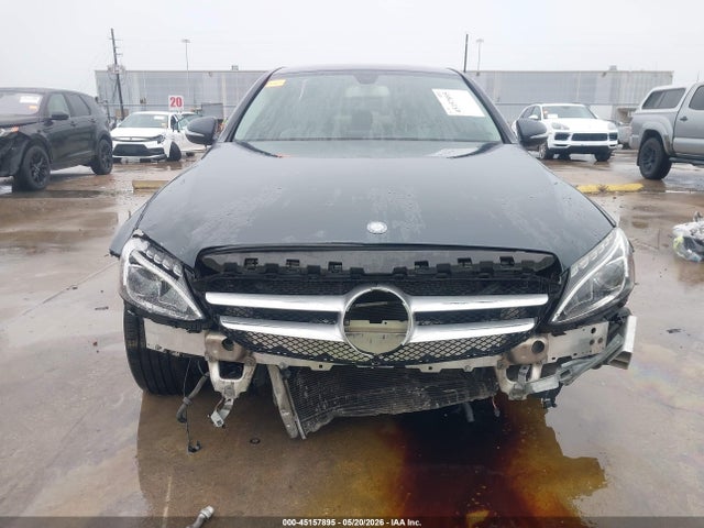2015 Mercedes-benz C 300 მანქანა იყიდება აუქციონზე, vin: 55SWF4JB0FU045139, აუქციონის ნომერი: 45157895