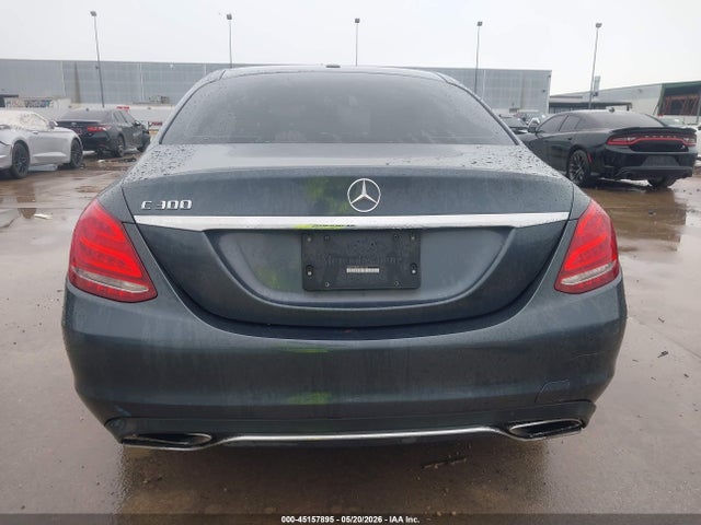 2015 Mercedes-benz C 300 მანქანა იყიდება აუქციონზე, vin: 55SWF4JB0FU045139, აუქციონის ნომერი: 45157895