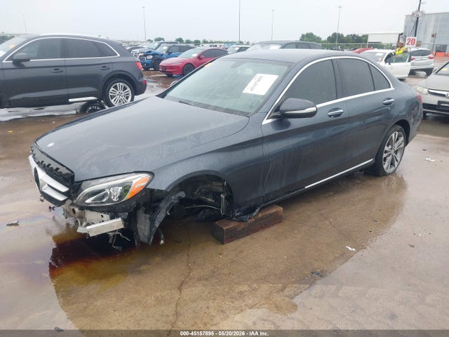 2015 Mercedes-benz C 300 მანქანა იყიდება აუქციონზე, vin: 55SWF4JB0FU045139, აუქციონის ნომერი: 45157895